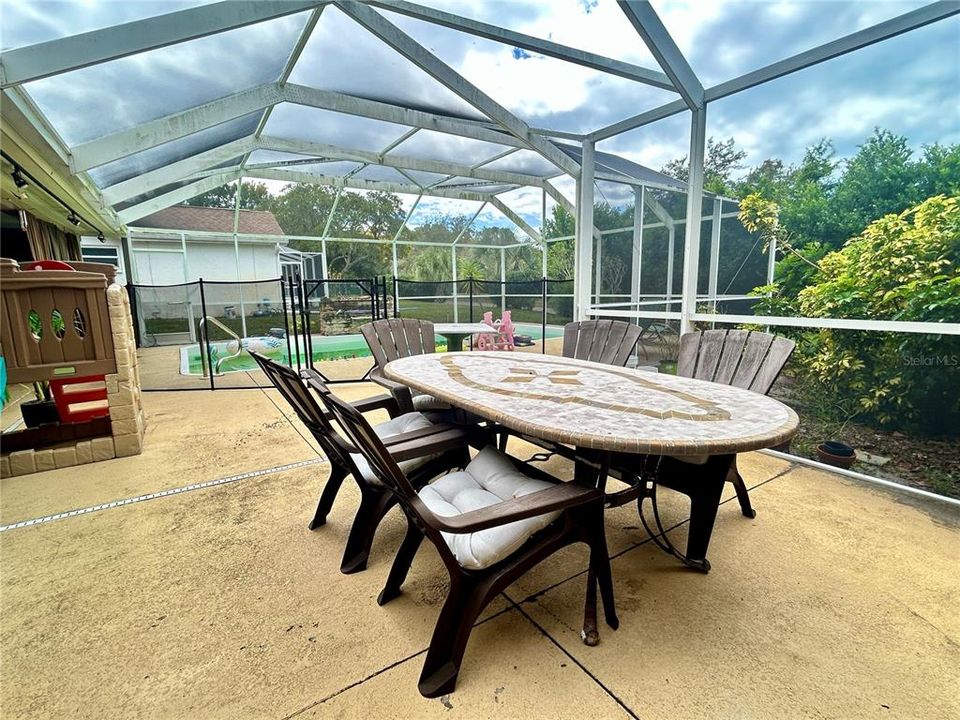 For Sale: $349,900 (3 beds, 2 baths, 1771 Square Feet)