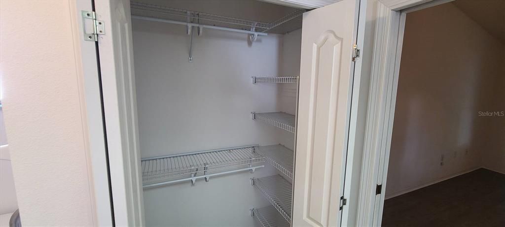 Activo con contrato: $269,900 (3 camas, 2 baños, 1460 Pies cuadrados)