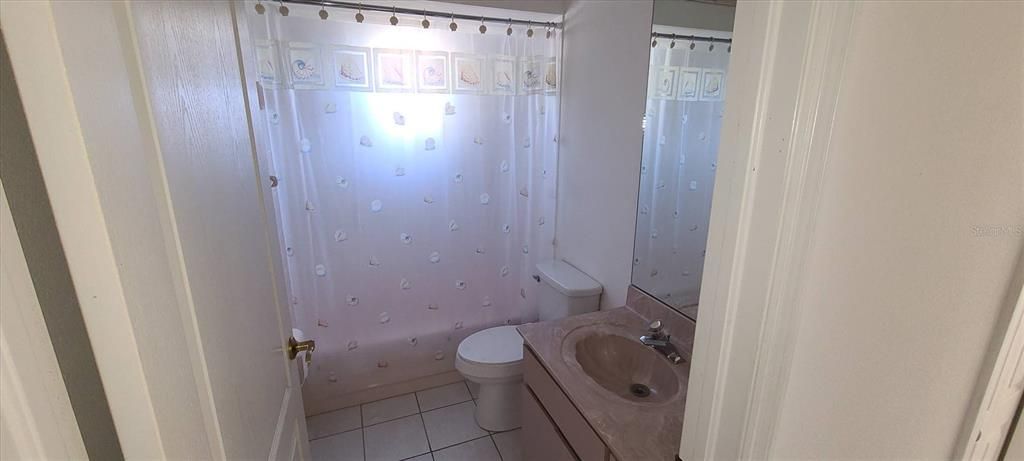 Activo con contrato: $269,900 (3 camas, 2 baños, 1460 Pies cuadrados)