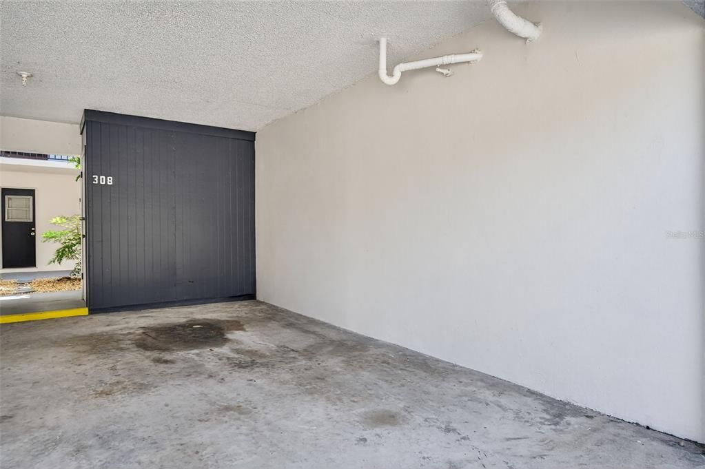 For Sale: $135,000 (1 beds, 1 baths, 725 Square Feet)