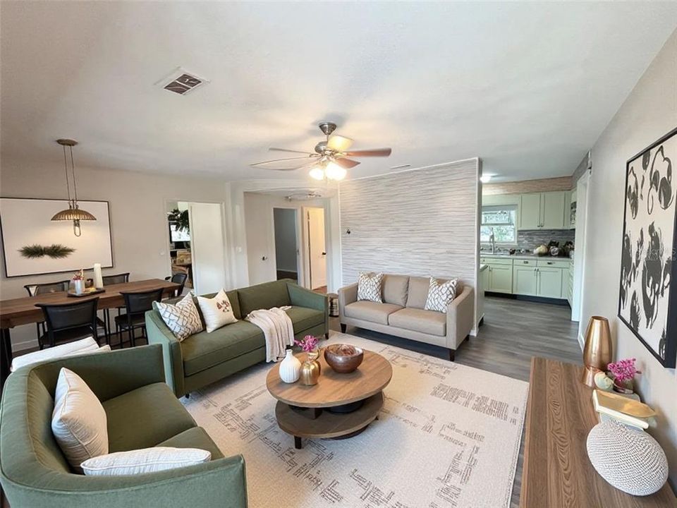 For Sale: $249,400 (3 beds, 2 baths, 1102 Square Feet)