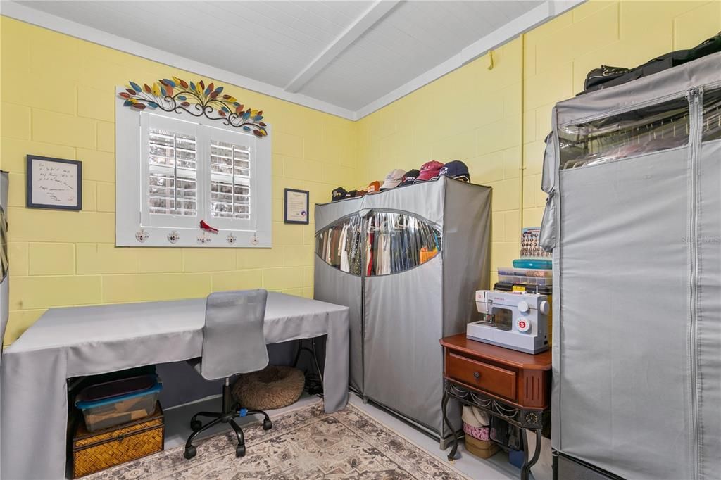 For Sale: $895,000 (1 beds, 1 baths, 789 Square Feet)