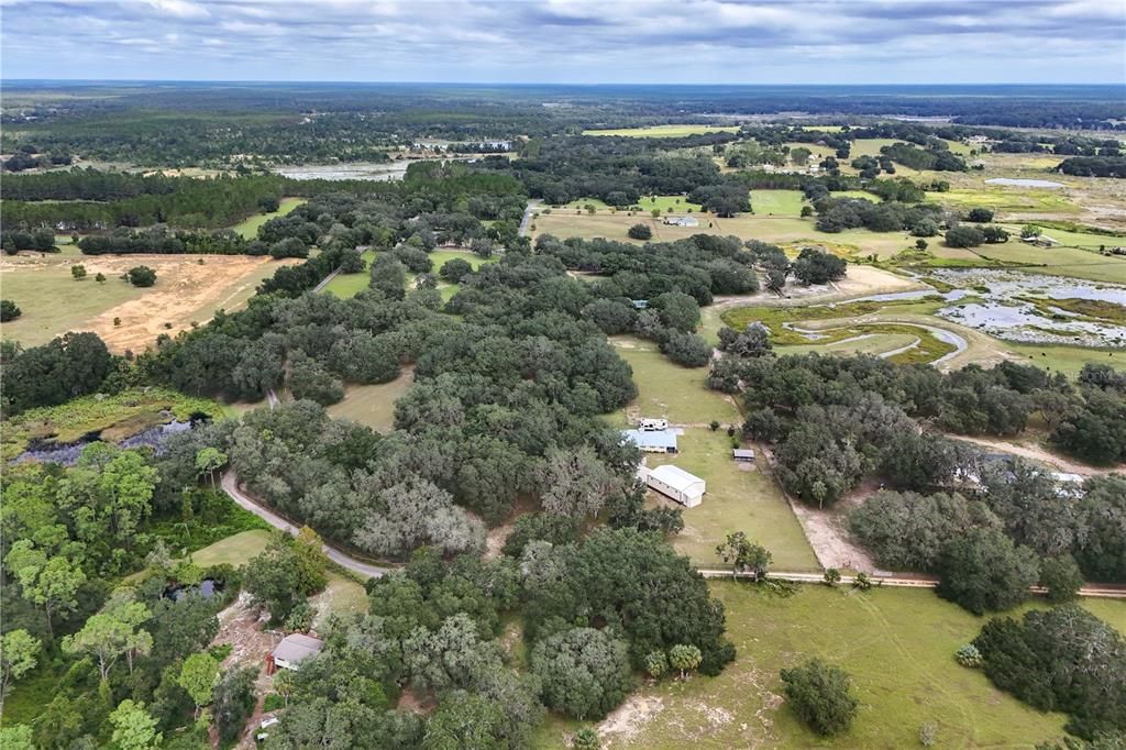 For Sale: $895,000 (1 beds, 1 baths, 789 Square Feet)