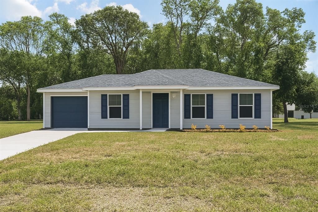 For Rent: $1,750 (3 beds, 2 baths, 1017 Square Feet)