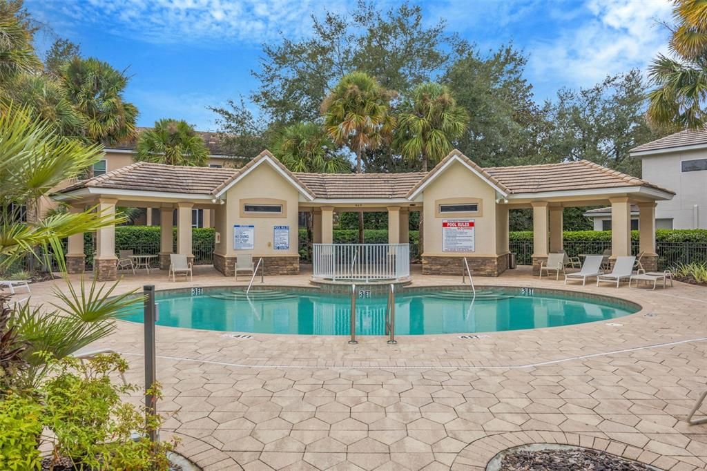 For Sale: $237,500 (2 beds, 2 baths, 1663 Square Feet)