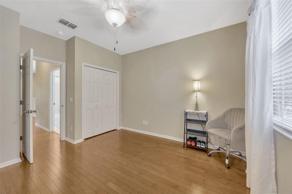 For Sale: $237,500 (2 beds, 2 baths, 1663 Square Feet)