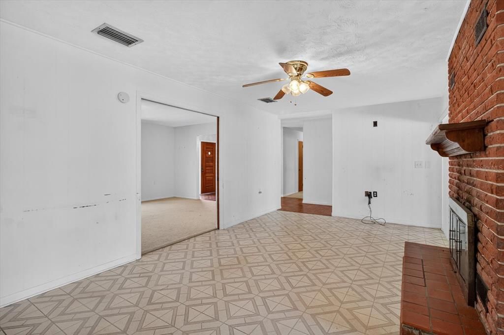 For Sale: $519,900 (4 beds, 3 baths, 2349 Square Feet)