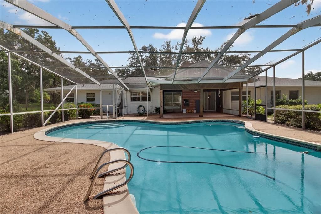 For Sale: $519,900 (4 beds, 3 baths, 2349 Square Feet)