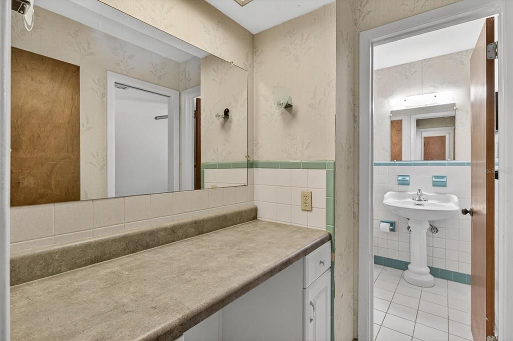 For Sale: $519,900 (4 beds, 3 baths, 2349 Square Feet)