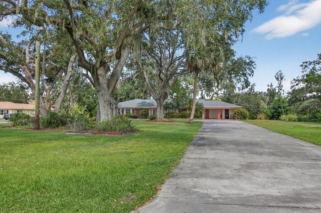 For Sale: $519,900 (4 beds, 3 baths, 2349 Square Feet)