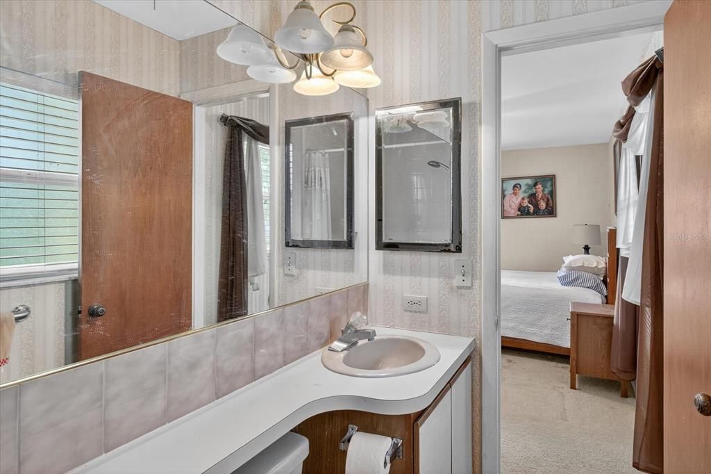 For Sale: $519,900 (4 beds, 3 baths, 2349 Square Feet)