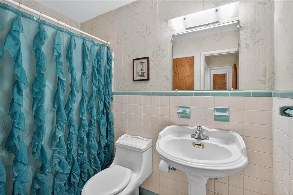 For Sale: $519,900 (4 beds, 3 baths, 2349 Square Feet)