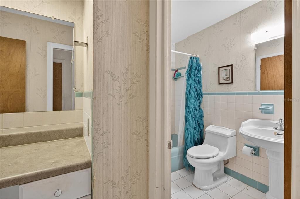 For Sale: $519,900 (4 beds, 3 baths, 2349 Square Feet)