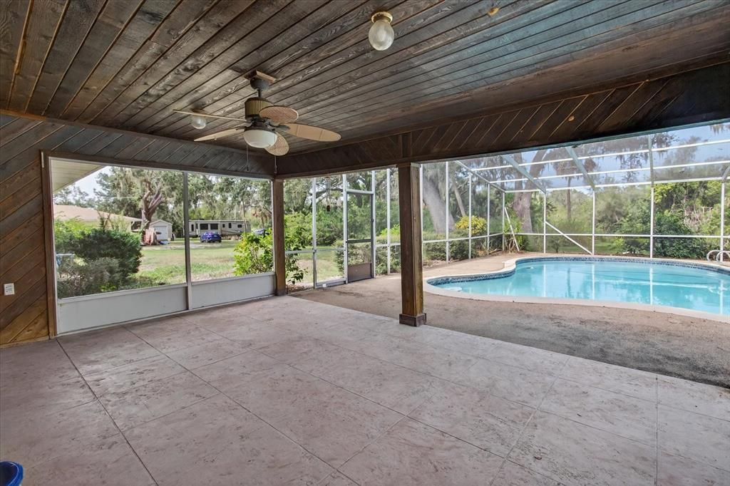 For Sale: $519,900 (4 beds, 3 baths, 2349 Square Feet)