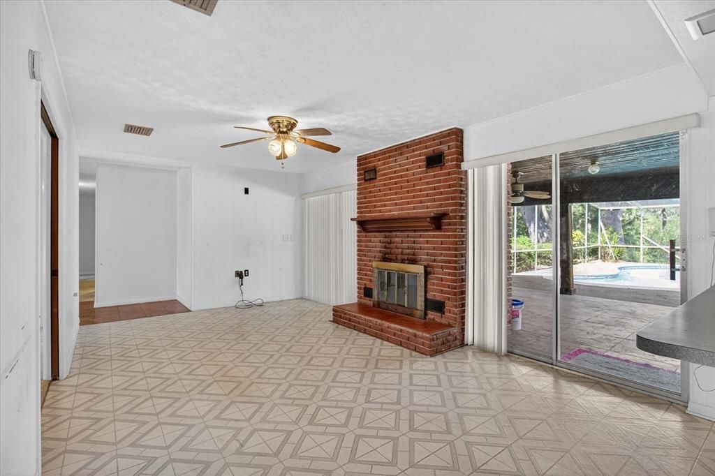 For Sale: $519,900 (4 beds, 3 baths, 2349 Square Feet)