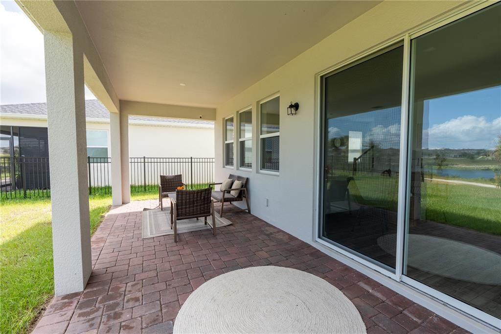 For Rent: $3,000 (3 beds, 2 baths, 2361 Square Feet)