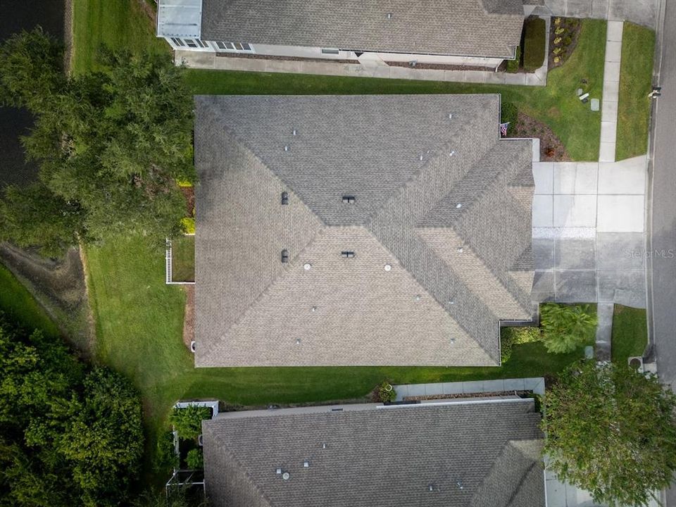 Activo con contrato: $342,777 (3 camas, 2 baños, 1607 Pies cuadrados)