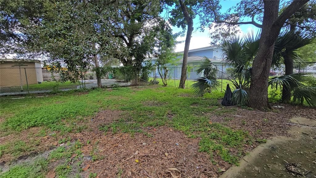 Под контрактом: $285,000 (3 спален, 1 ванн, 660 Квадратных фут)