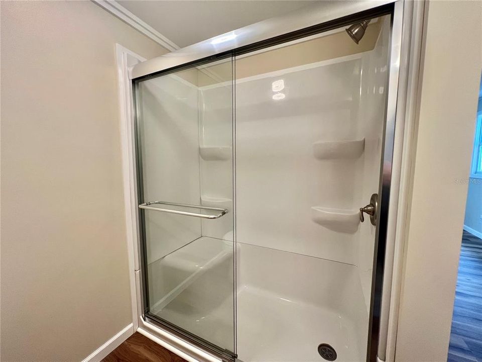 Active With Contract: $159,900 (2 beds, 2 baths, 1104 Square Feet)