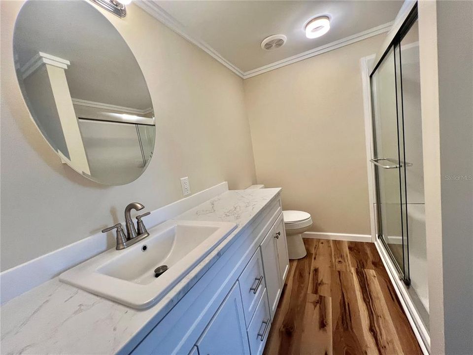 Active With Contract: $159,900 (2 beds, 2 baths, 1104 Square Feet)