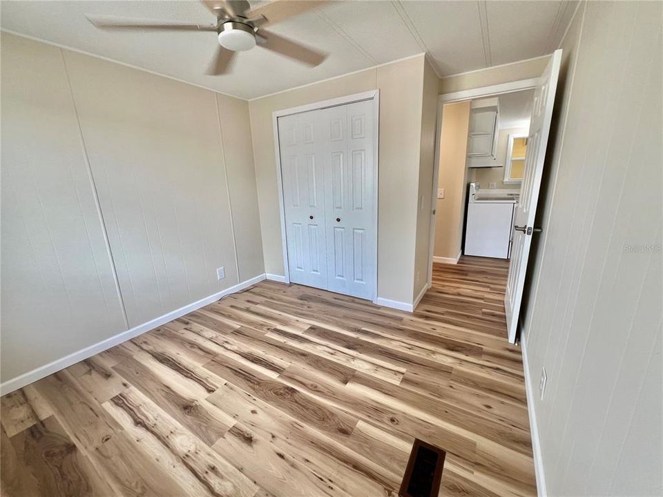 Active With Contract: $159,900 (2 beds, 2 baths, 1104 Square Feet)
