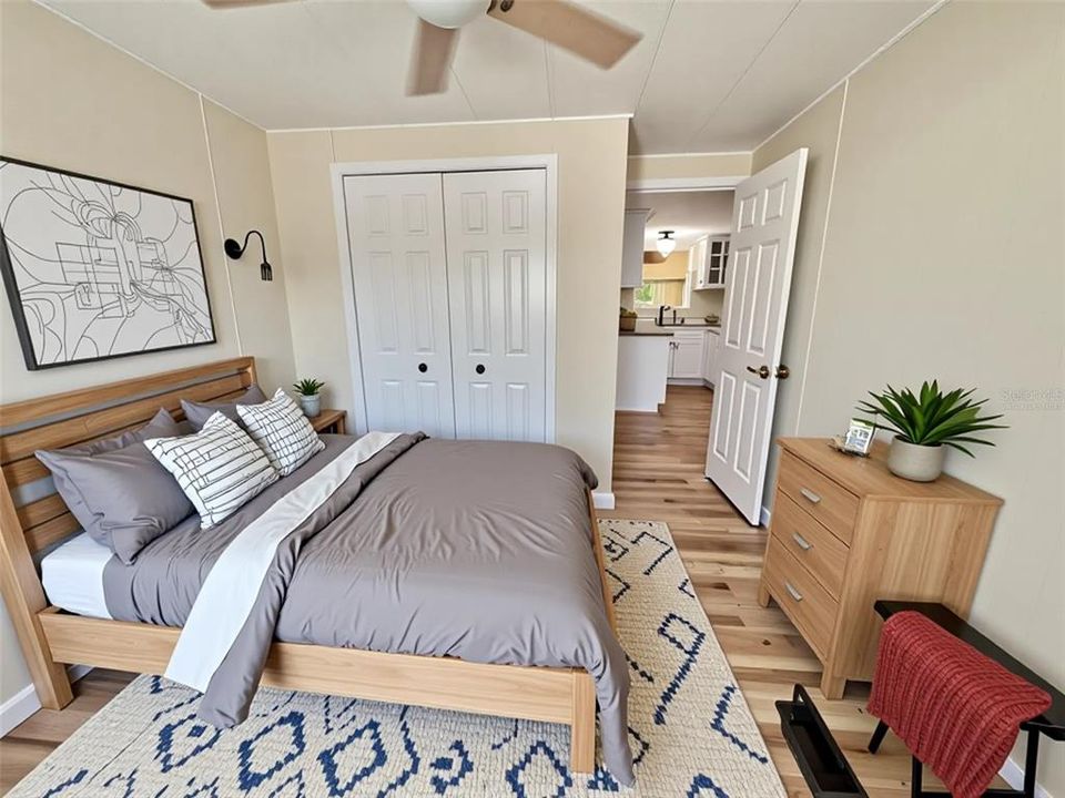 Active With Contract: $159,900 (2 beds, 2 baths, 1104 Square Feet)