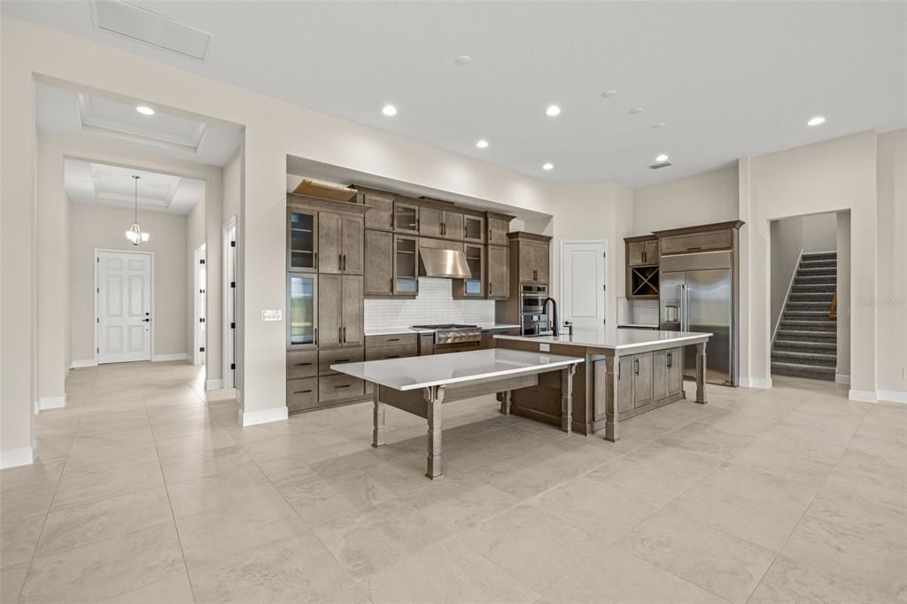 На продажу: $1,344,400 (5 спален, 4 ванн, 4605 Квадратных фут)