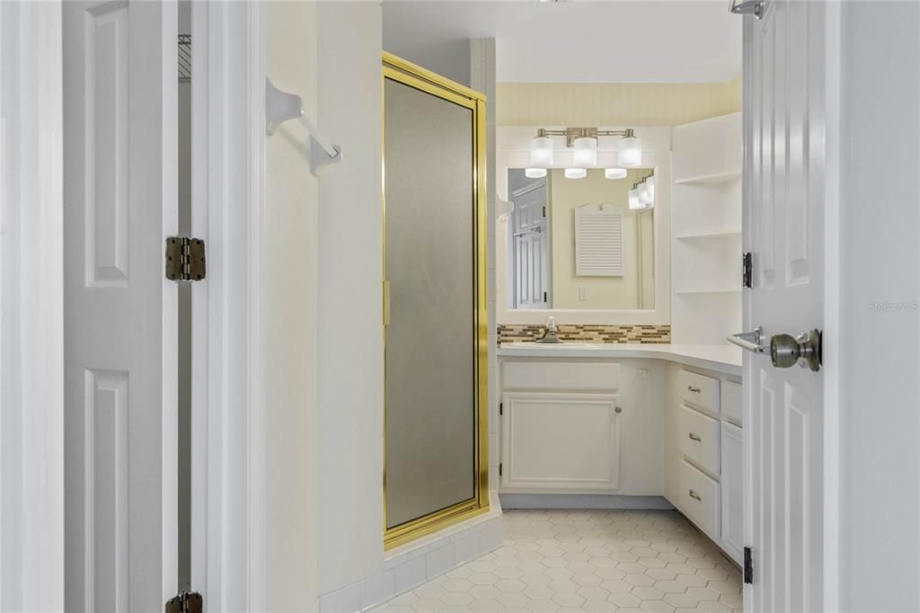 En Venta: $235,000 (2 camas, 2 baños, 1012 Pies cuadrados)