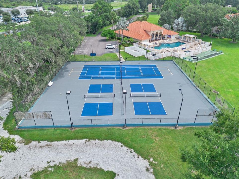 En Venta: $235,000 (2 camas, 2 baños, 1012 Pies cuadrados)