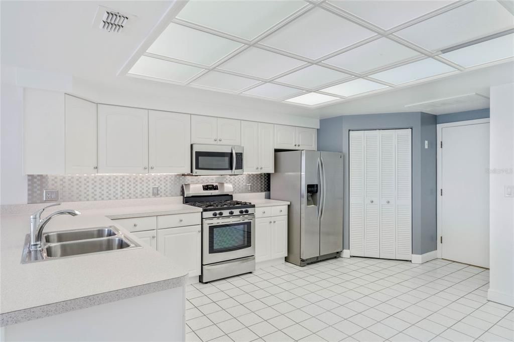 En Venta: $235,000 (2 camas, 2 baños, 1012 Pies cuadrados)