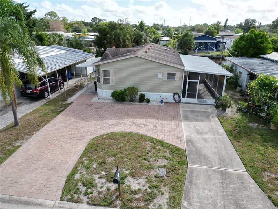 Active With Contract: $235,500 (3 beds, 2 baths, 1402 Square Feet)