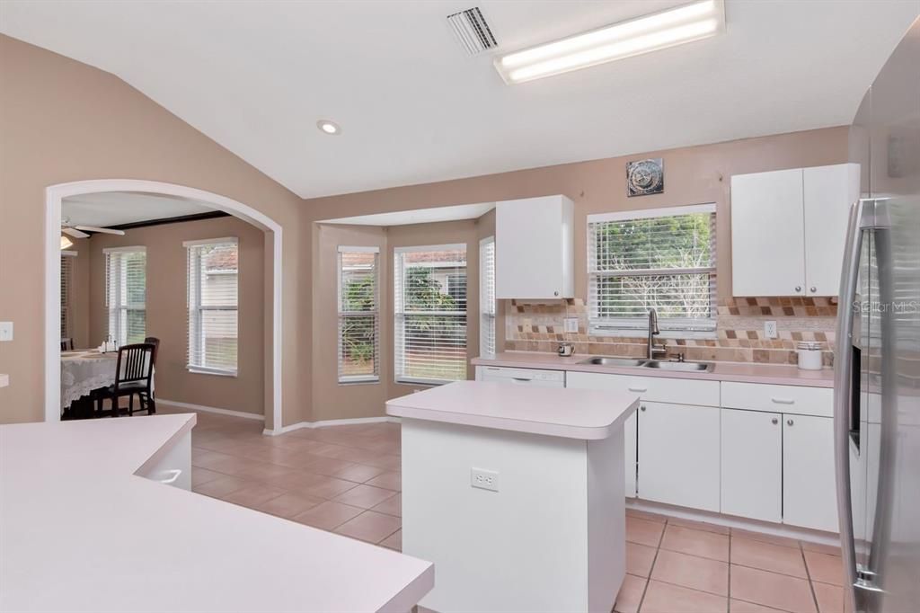 For Rent: $2,500 (3 beds, 2 baths, 2109 Square Feet)