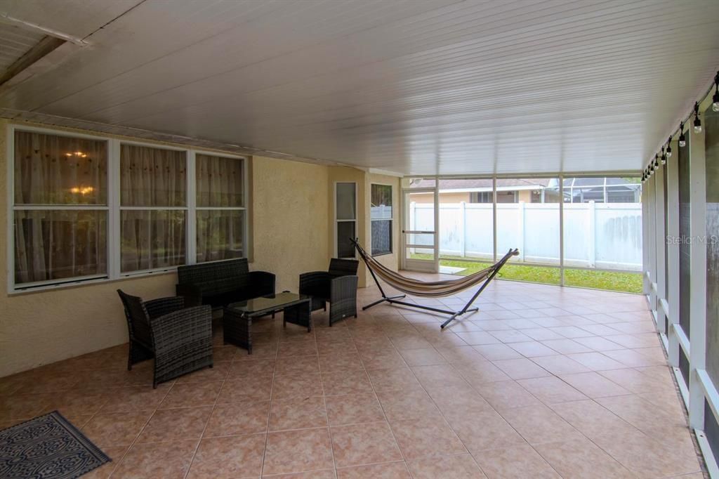 For Rent: $2,500 (3 beds, 2 baths, 2109 Square Feet)