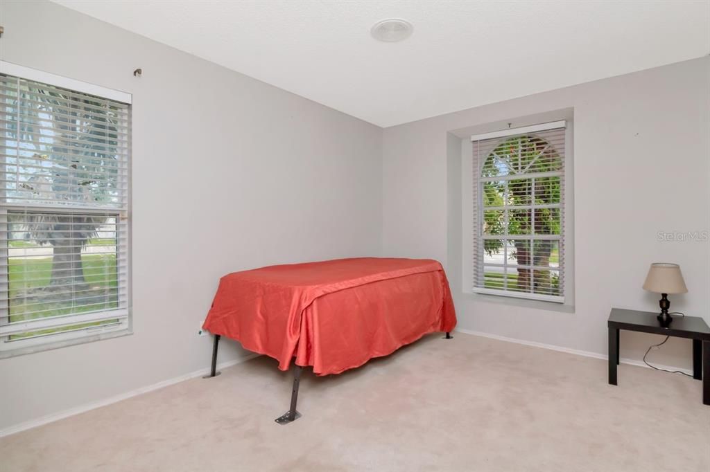 For Rent: $2,500 (3 beds, 2 baths, 2109 Square Feet)