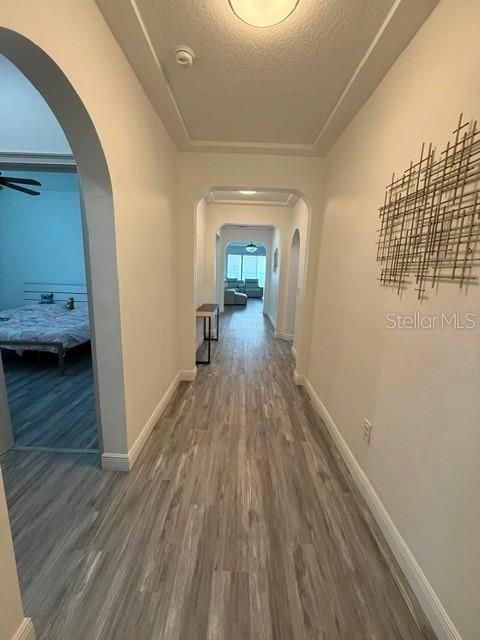 合同活跃: $495,000 (3 贝兹, 2 浴室, 2023 平方英尺)