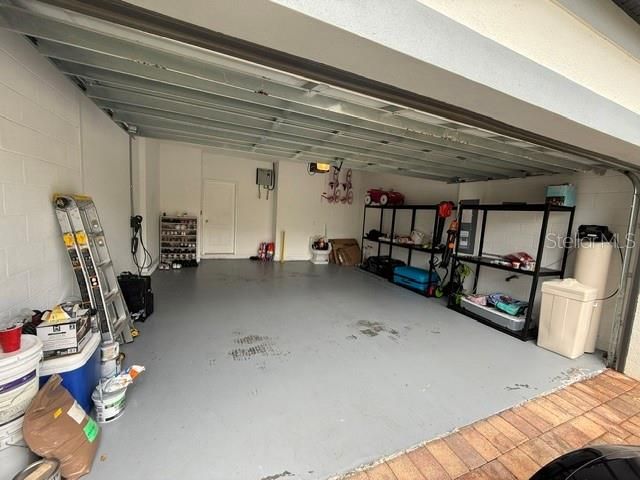 合同活跃: $495,000 (3 贝兹, 2 浴室, 2023 平方英尺)