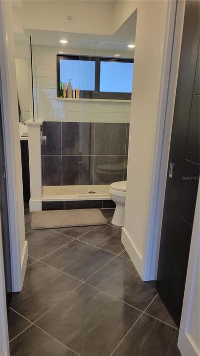 For Rent: $4,900 (2 beds, 2 baths, 1603 Square Feet)