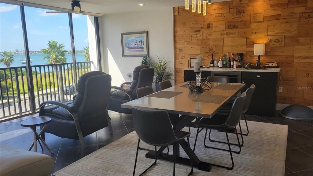 For Rent: $4,900 (2 beds, 2 baths, 1603 Square Feet)