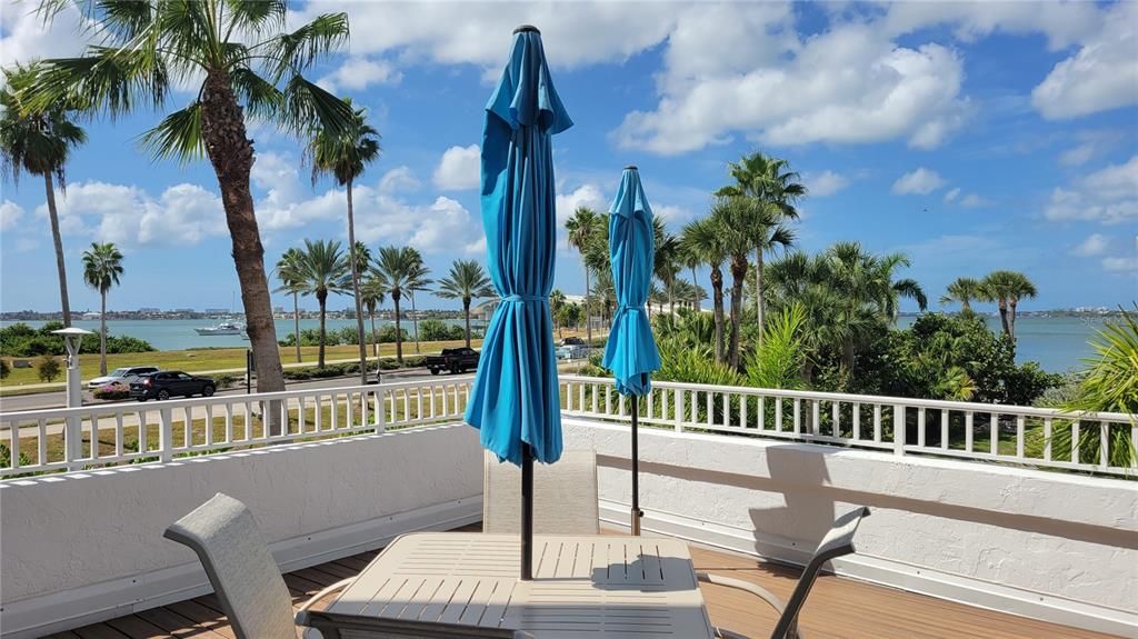 For Rent: $4,900 (2 beds, 2 baths, 1603 Square Feet)