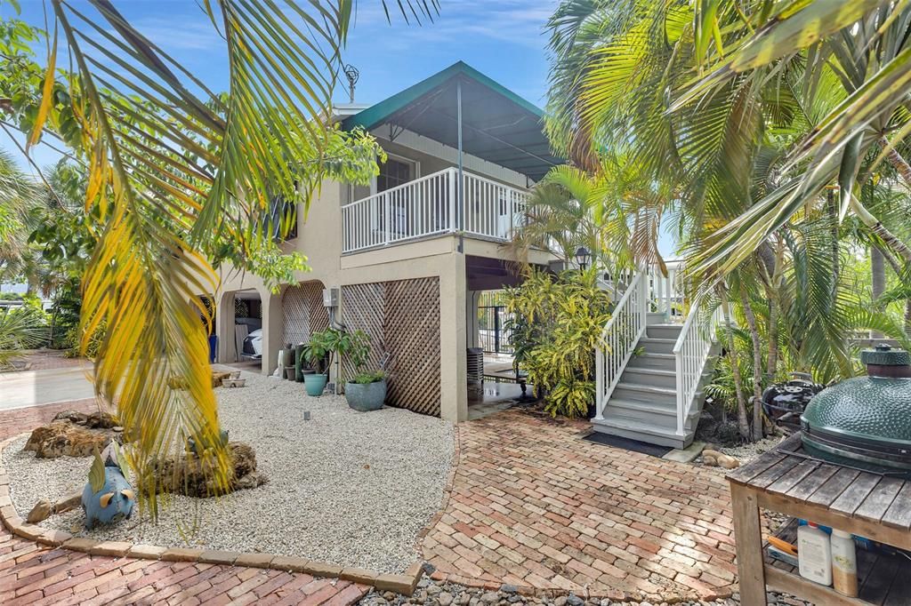 En Venta: $1,199,000 (3 camas, 2 baños, 1200 Pies cuadrados)