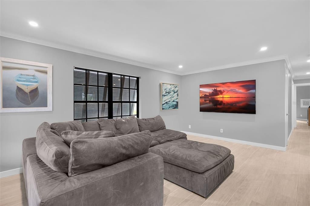 En Venta: $1,199,000 (3 camas, 2 baños, 1200 Pies cuadrados)