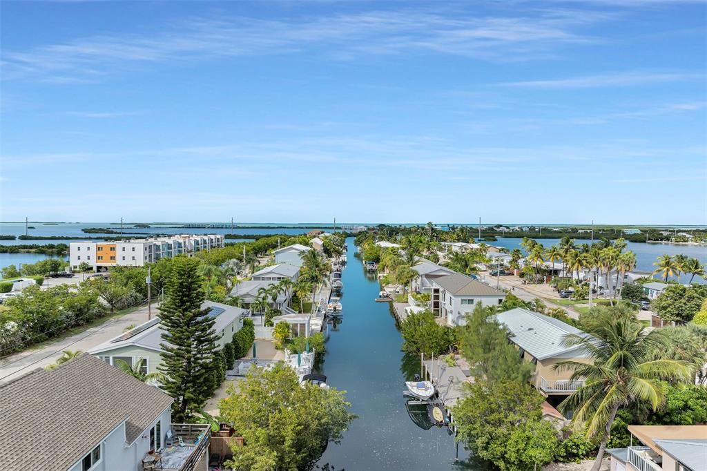 En Venta: $1,199,000 (3 camas, 2 baños, 1200 Pies cuadrados)