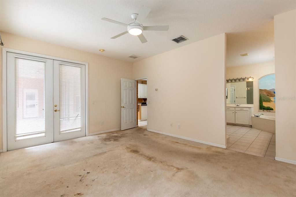 Active With Contract: $524,900 (4 beds, 3 baths, 2828 Square Feet)