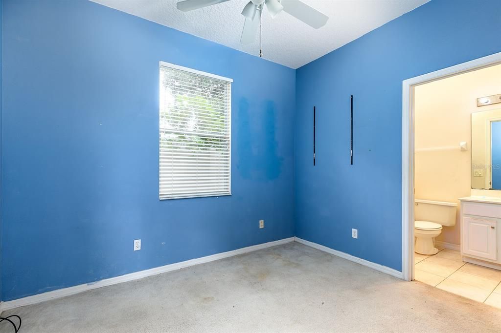 Active With Contract: $524,900 (4 beds, 3 baths, 2828 Square Feet)