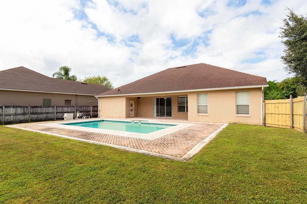 Active With Contract: $524,900 (4 beds, 3 baths, 2828 Square Feet)