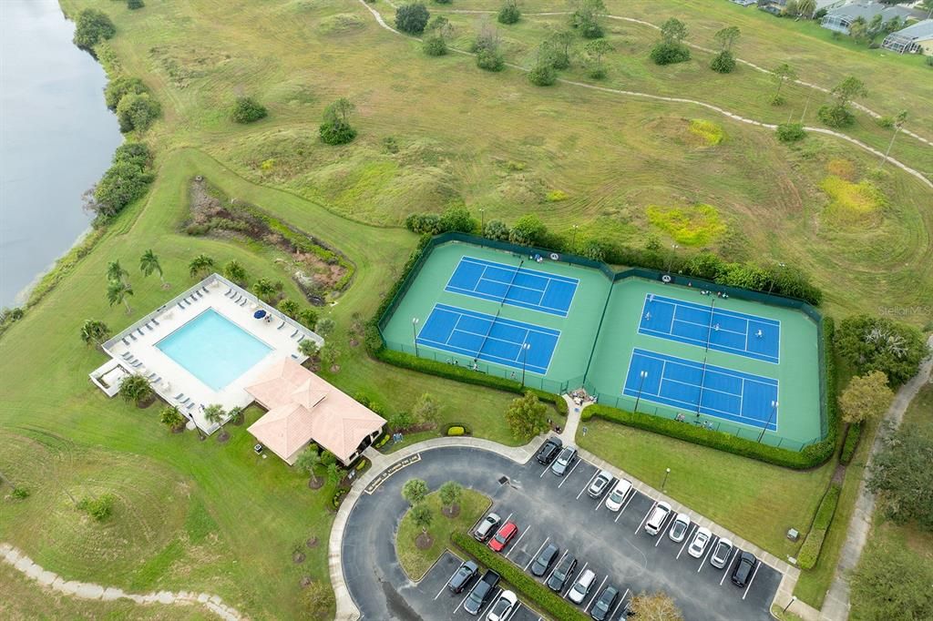 Active With Contract: $524,900 (4 beds, 3 baths, 2828 Square Feet)