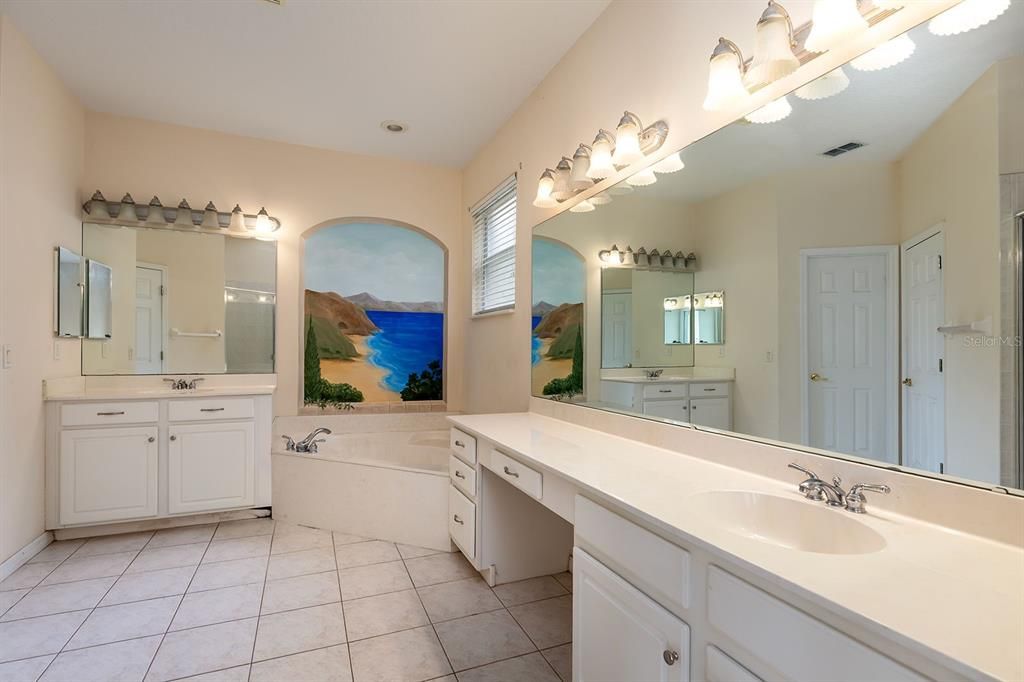 Active With Contract: $524,900 (4 beds, 3 baths, 2828 Square Feet)