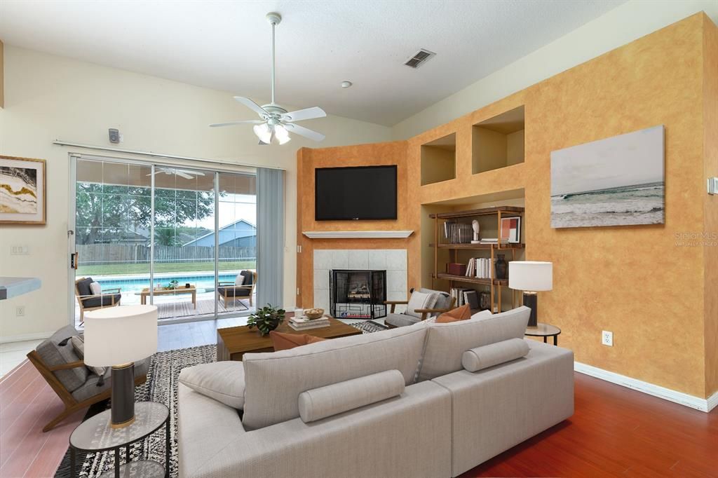 Active With Contract: $524,900 (4 beds, 3 baths, 2828 Square Feet)