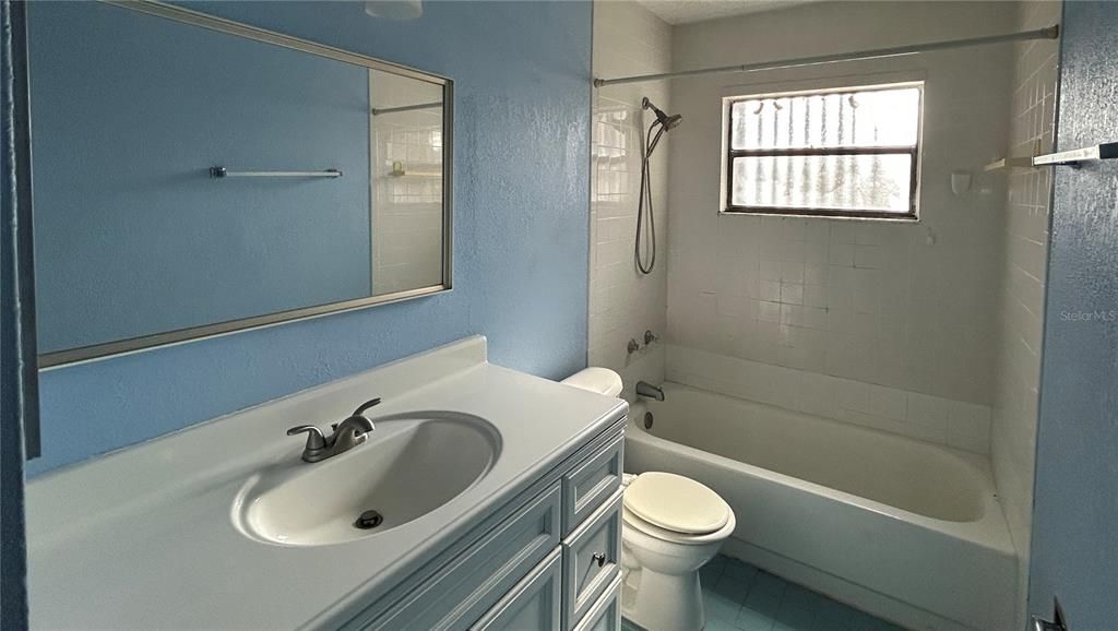 En Venta: $115,000 (1 camas, 1 baños, 978 Pies cuadrados)