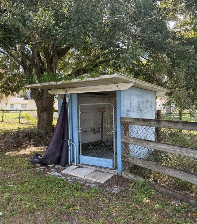 For Sale: $199,000 (3 beds, 2 baths, 1620 Square Feet)